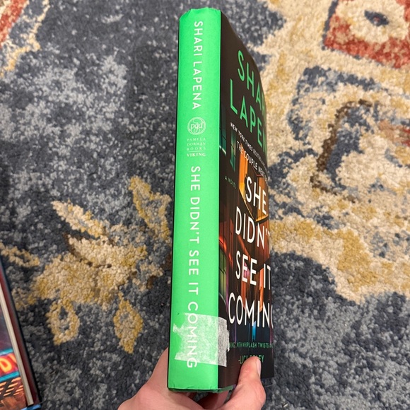 Book Bundle 📚 - Picture 3 of 5